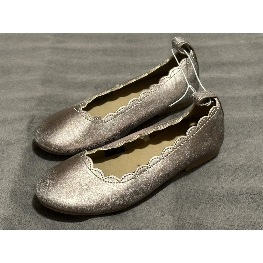 The Childrens Place Girls Rose Gold Metallic Scalloped Ballet Flats Size 12
